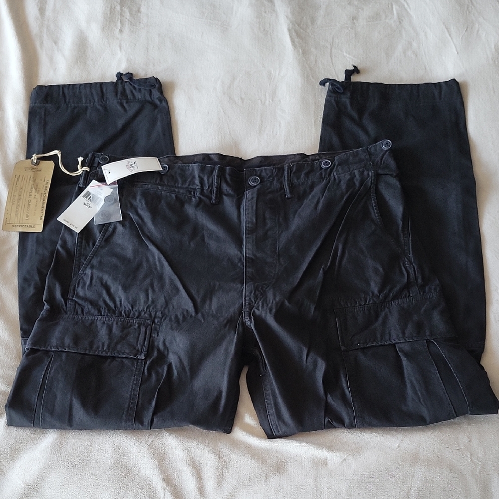Double RL cargo pant in seasonal black size 36X32 NWT